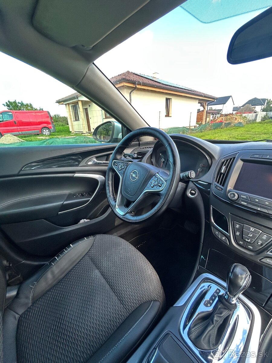 Opel Insignia Country Tourer BiTurbo 4x4 - 10