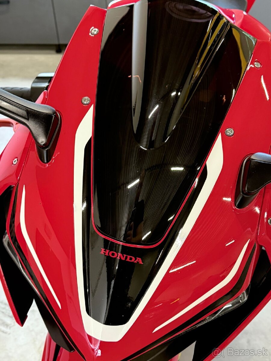 Honda CBR1000RR Anniversary - 10
