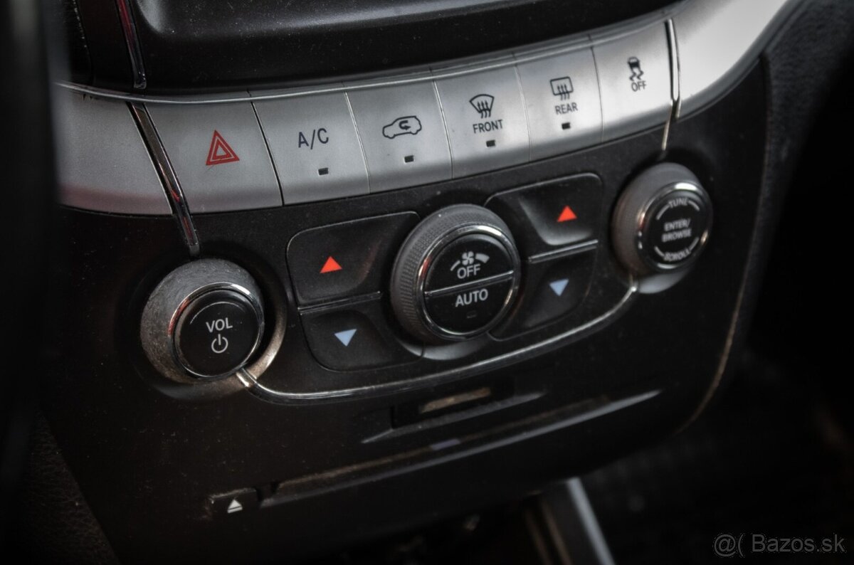 Fiat Freemont 2.0 16V MultiJet - 10