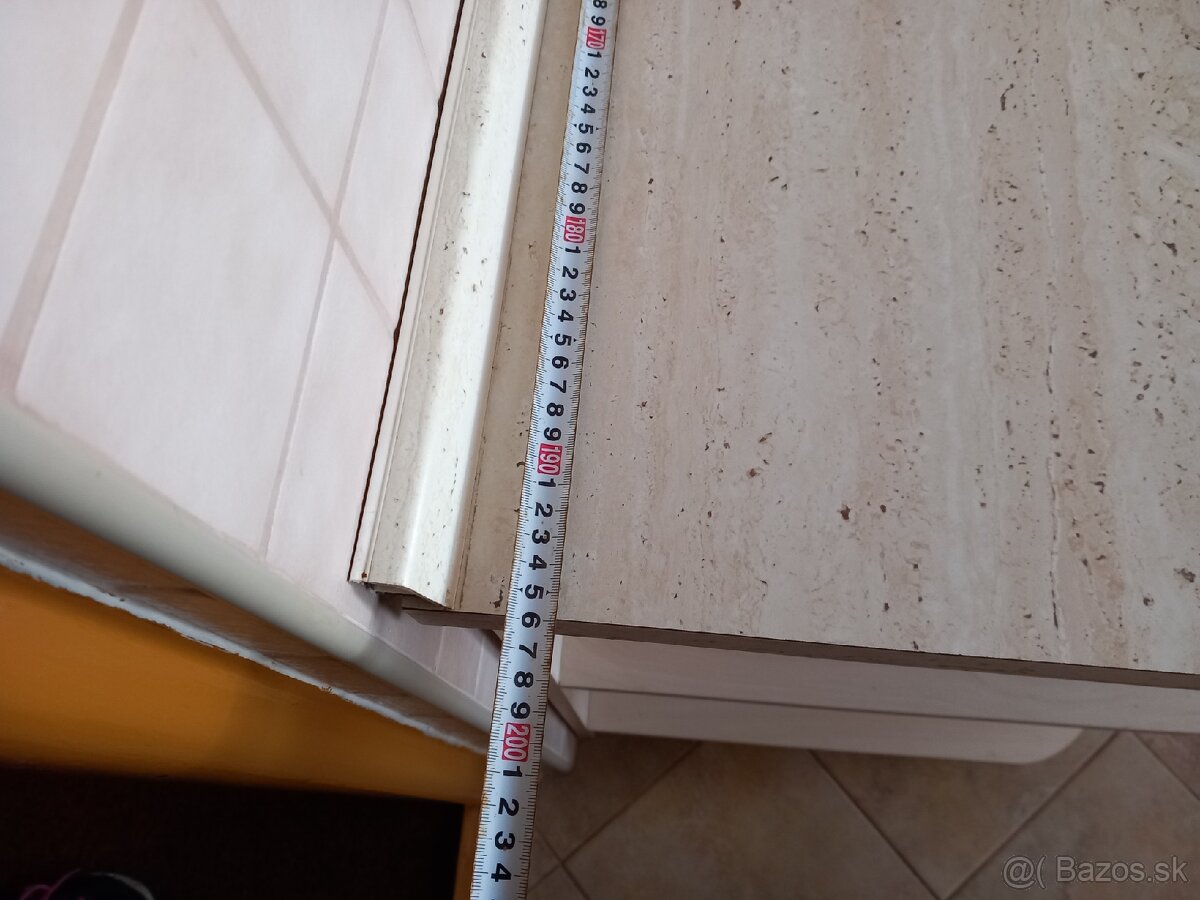 Rohová kuchynská linka - 10