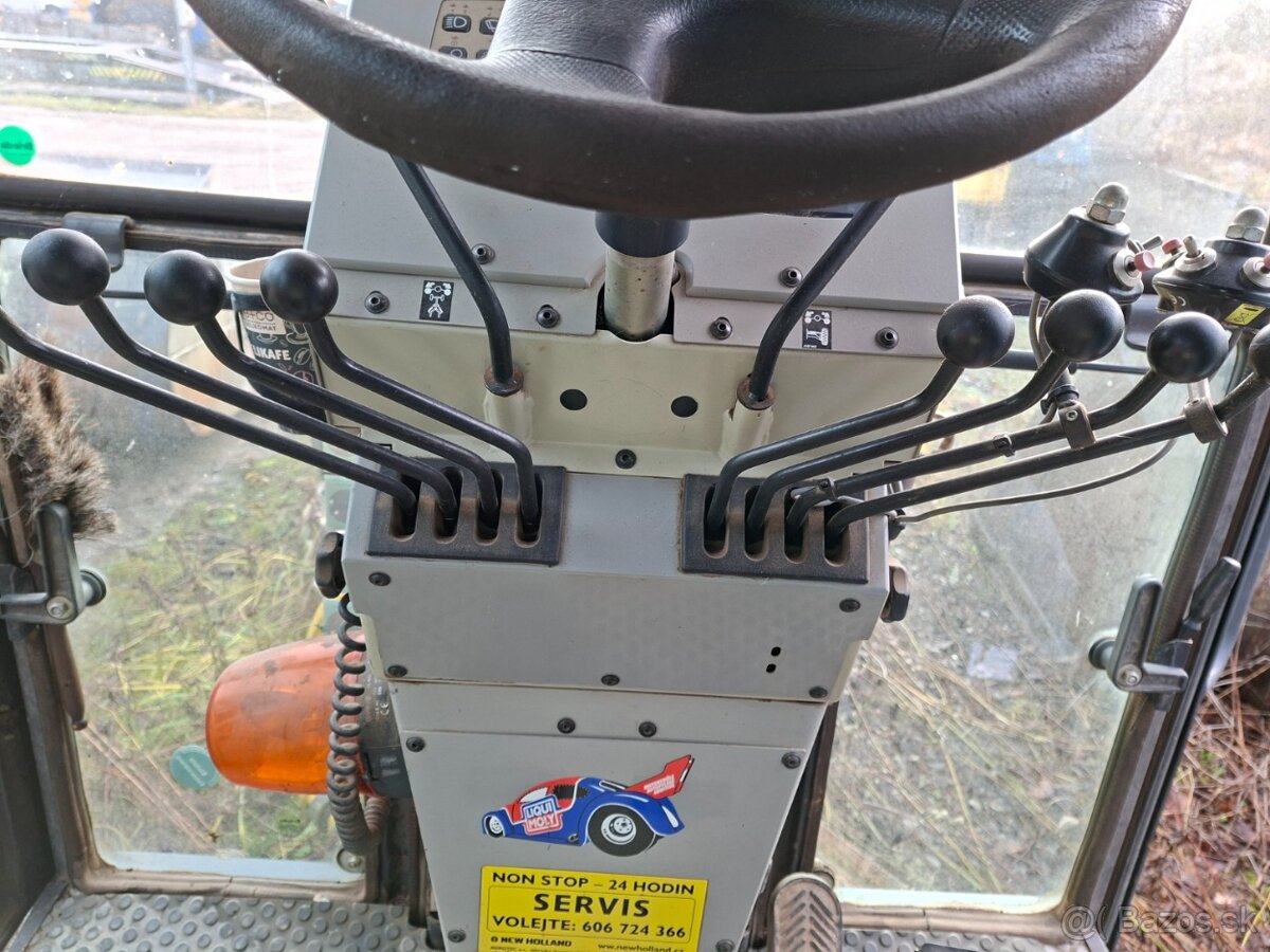 NEW HOLLAND F 106.6A 6X6 - 10