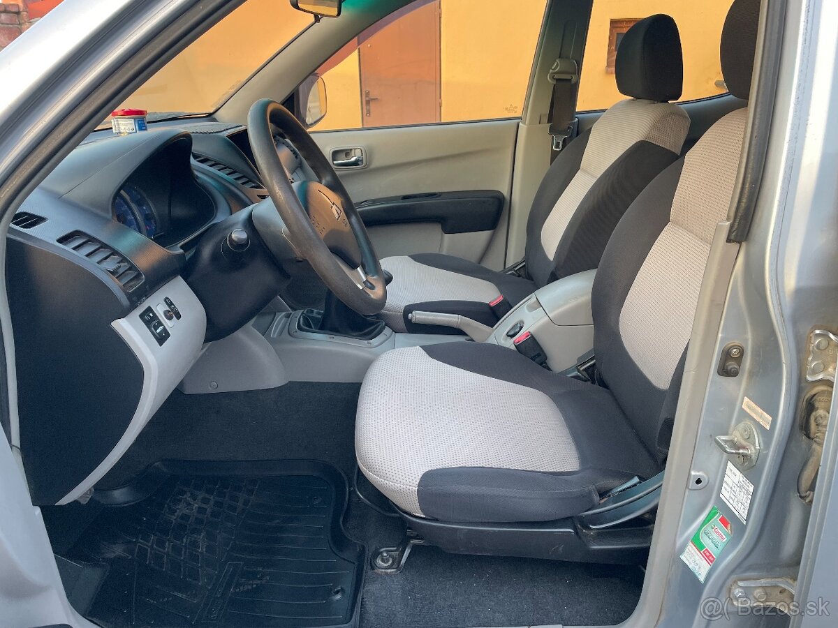 Mitsubishi L200 2,5 DI-D 4WD - 10