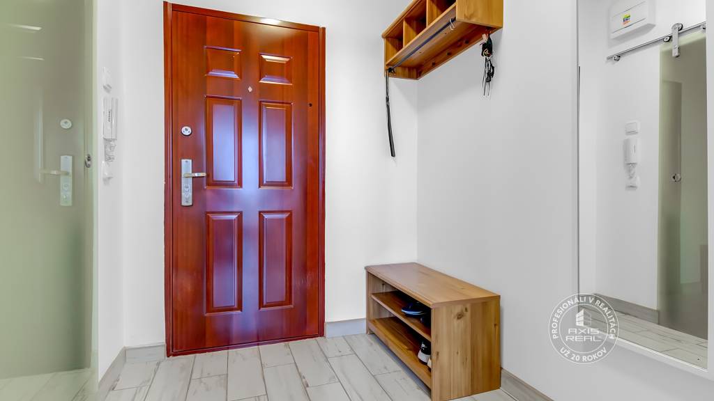 AXIS REAL | Dvojgarsónka, 2x LODŽIA, BA V. Petržalka, Nám. h - 10