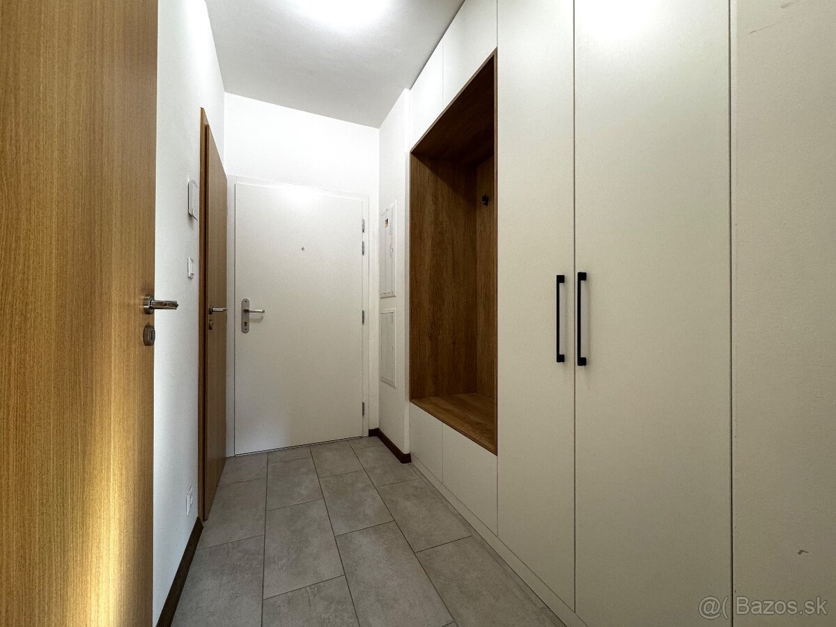 NA PREDAJ PRIESTRANNÝ 2i BYT V NOVOSTAVBE PALÚDZKA - 10
