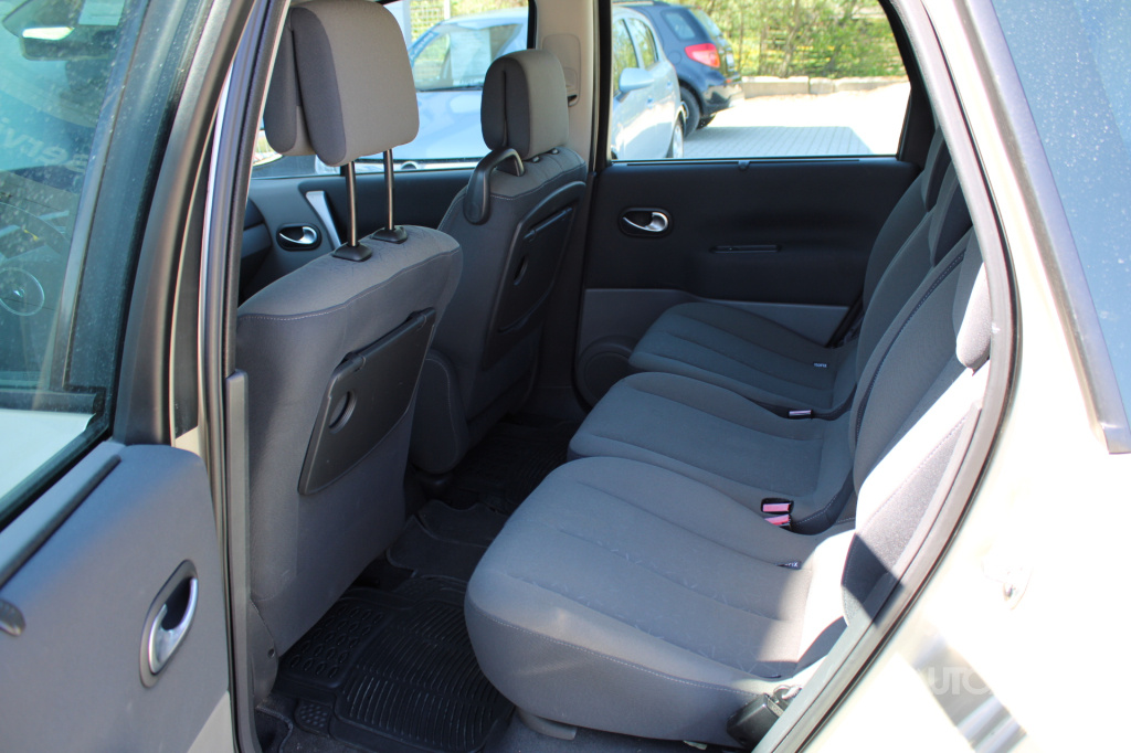 Renault Scénic 1,9 DCi 96 kW AUTOMAT - 10