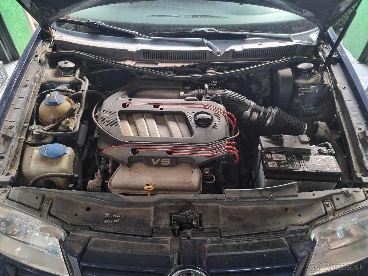 VW BORA COMBI 2.3i VR5 ROK-1999 - 10