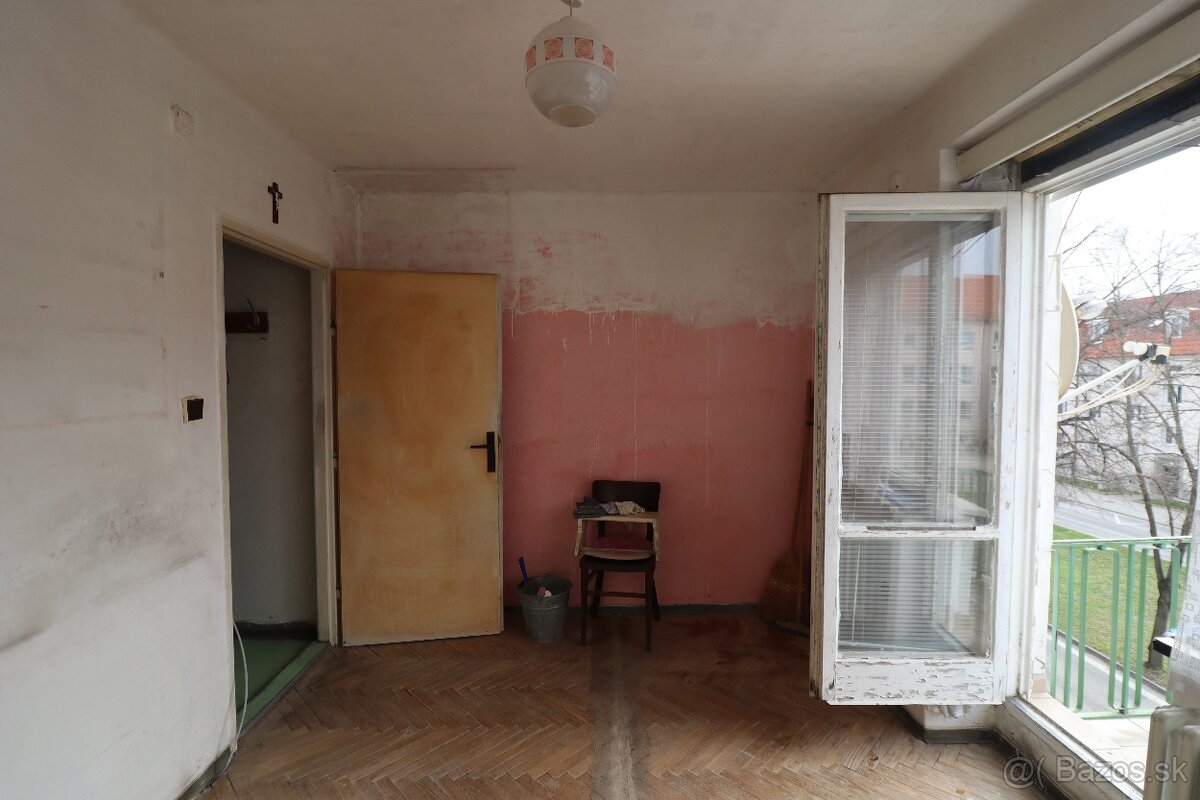 Na predaj garsónka v Trnave - Študentská ulica - 10