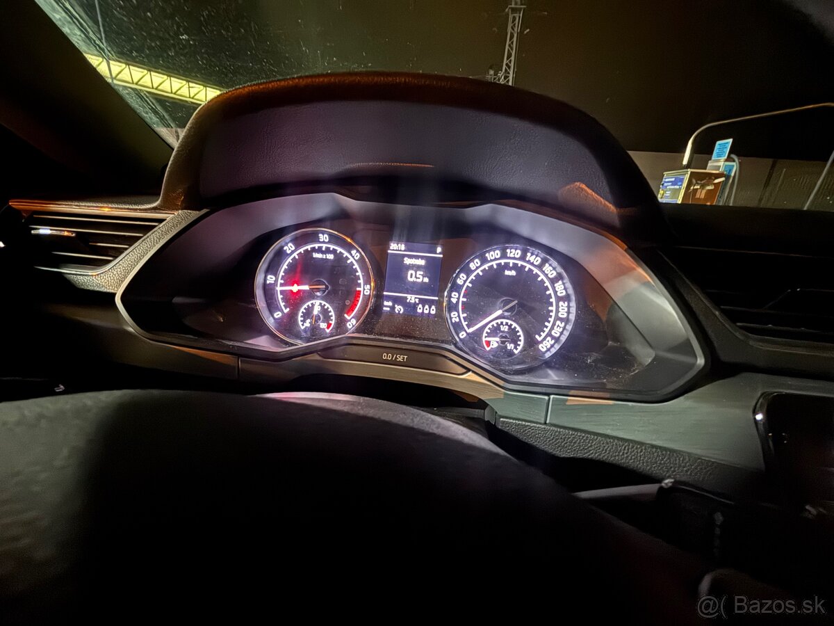 Predám Škoda Superb 12/2016.. - 10