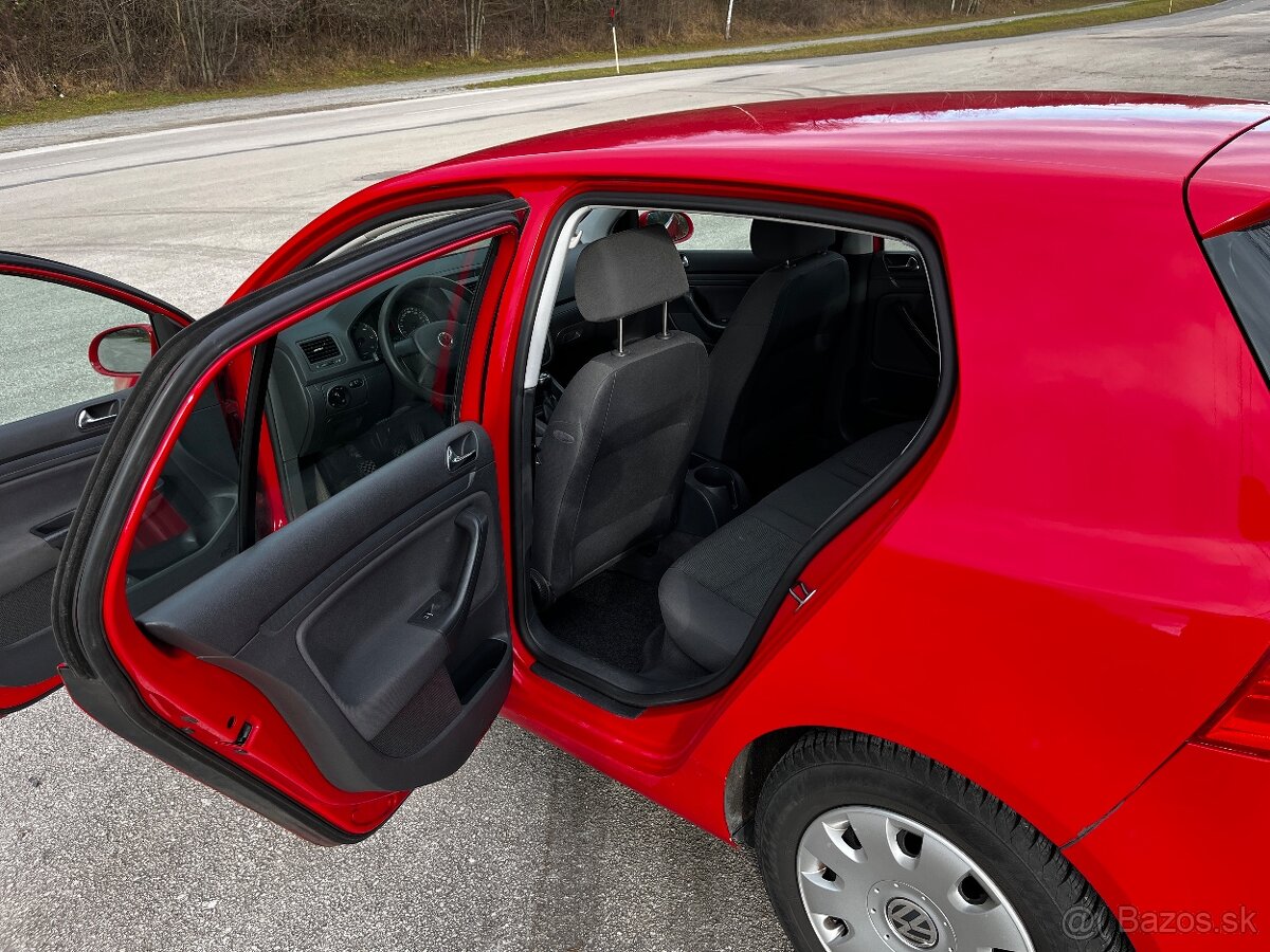 Volkswagen Golf V, 2,0SDI 55kW r.v. 2004 - 10