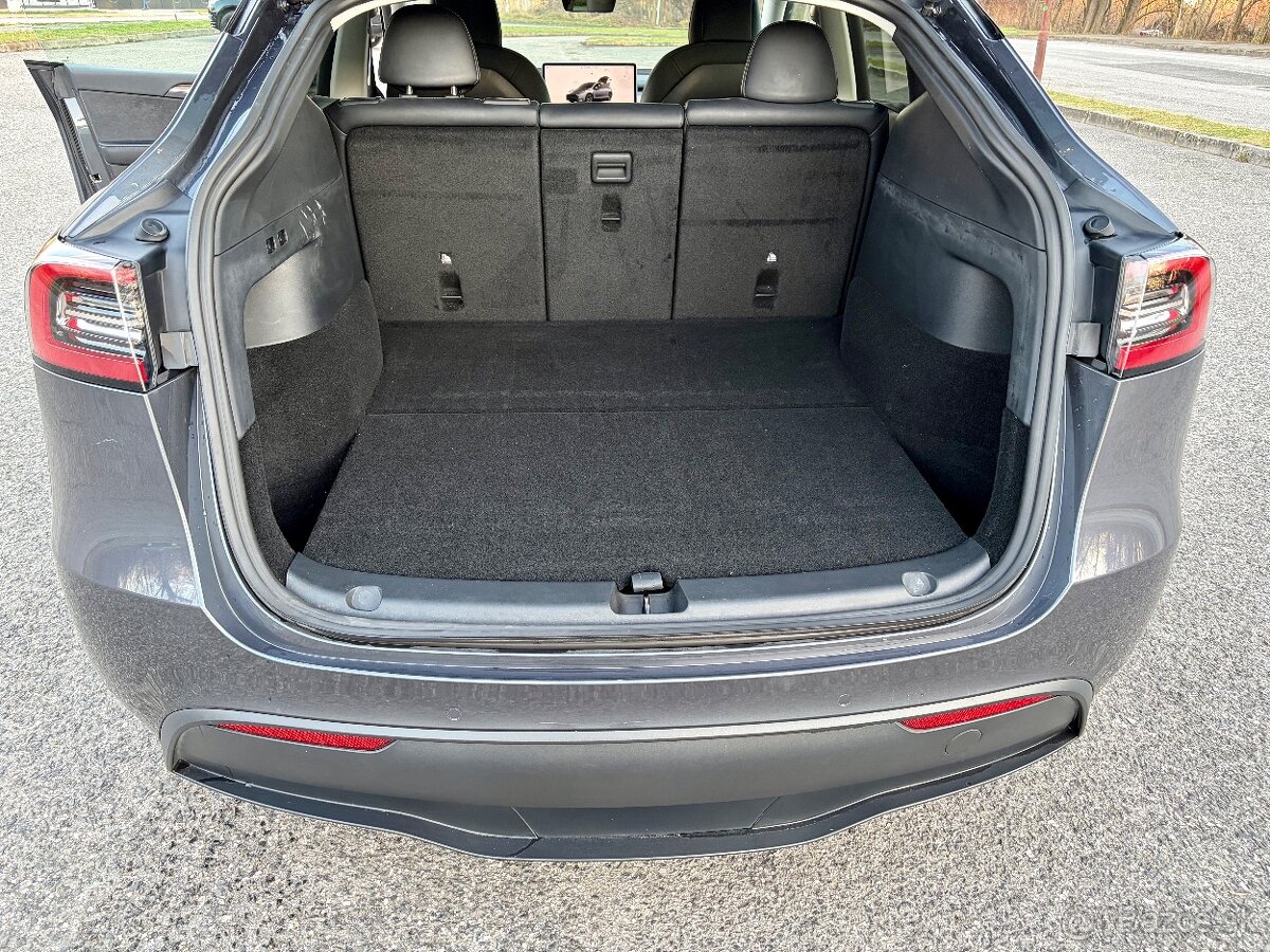 Tesla Model Y LR 2022 zimné+letné SOH 94% - 10