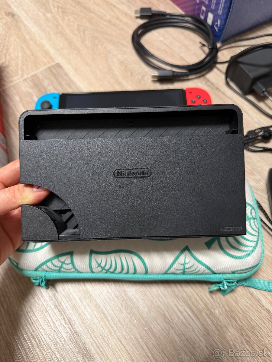 Nintendo Switch OLED - 10