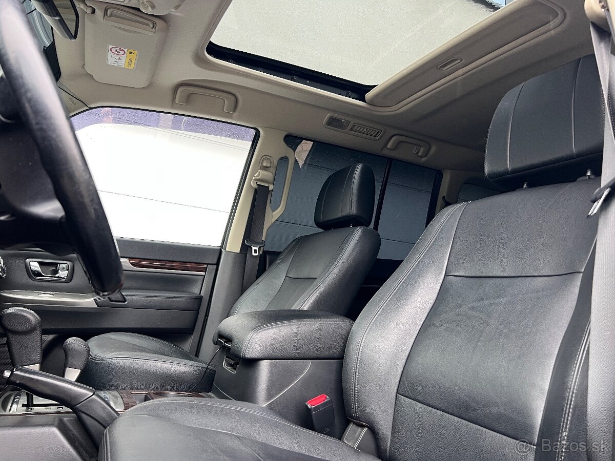 PAJERO 3.2 Di-D DAKAR EDITION - 10