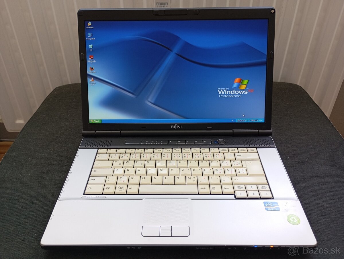 predám Fujitsu Lifebook e751 ,Intel® Core™i3 , RS232 , WinXP - 10