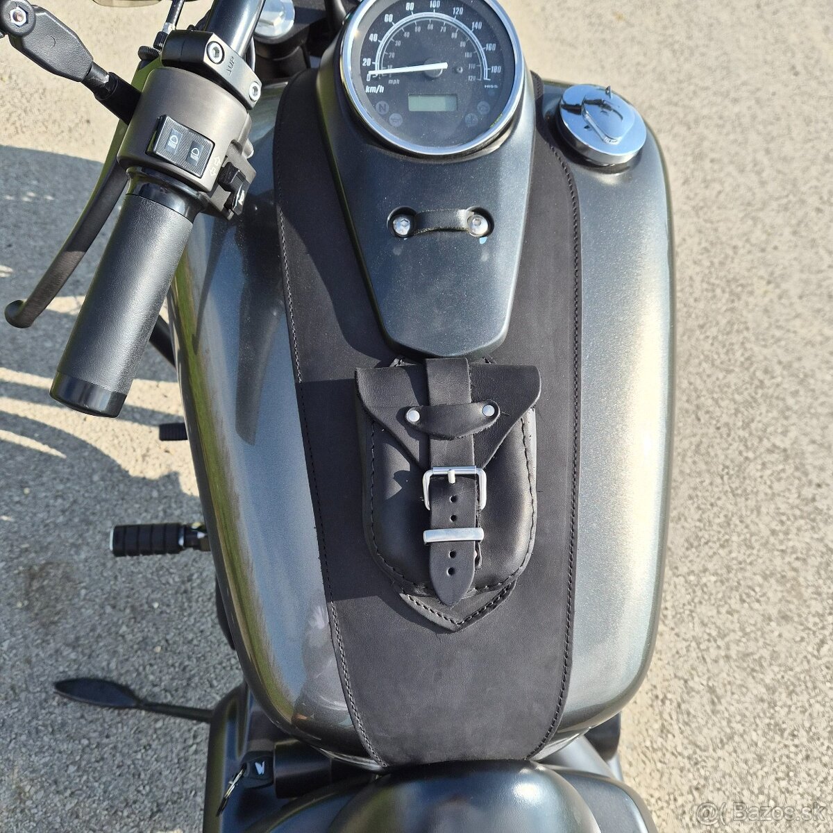 Honda Shadow VT750 C2B Black Spirit - 10