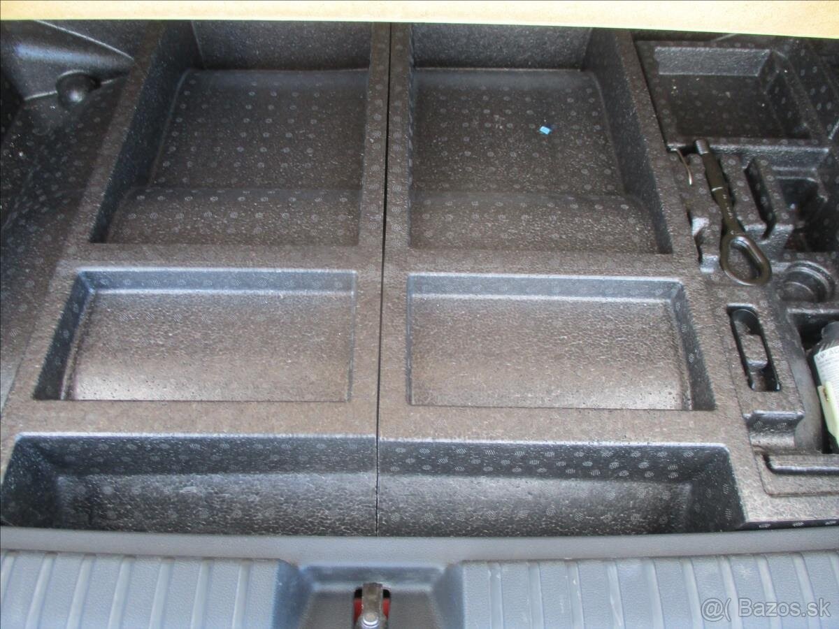 ŠKODA KAMIQ 1,0TSi G-TEC CNG po rozvodech 08/2020 - 10