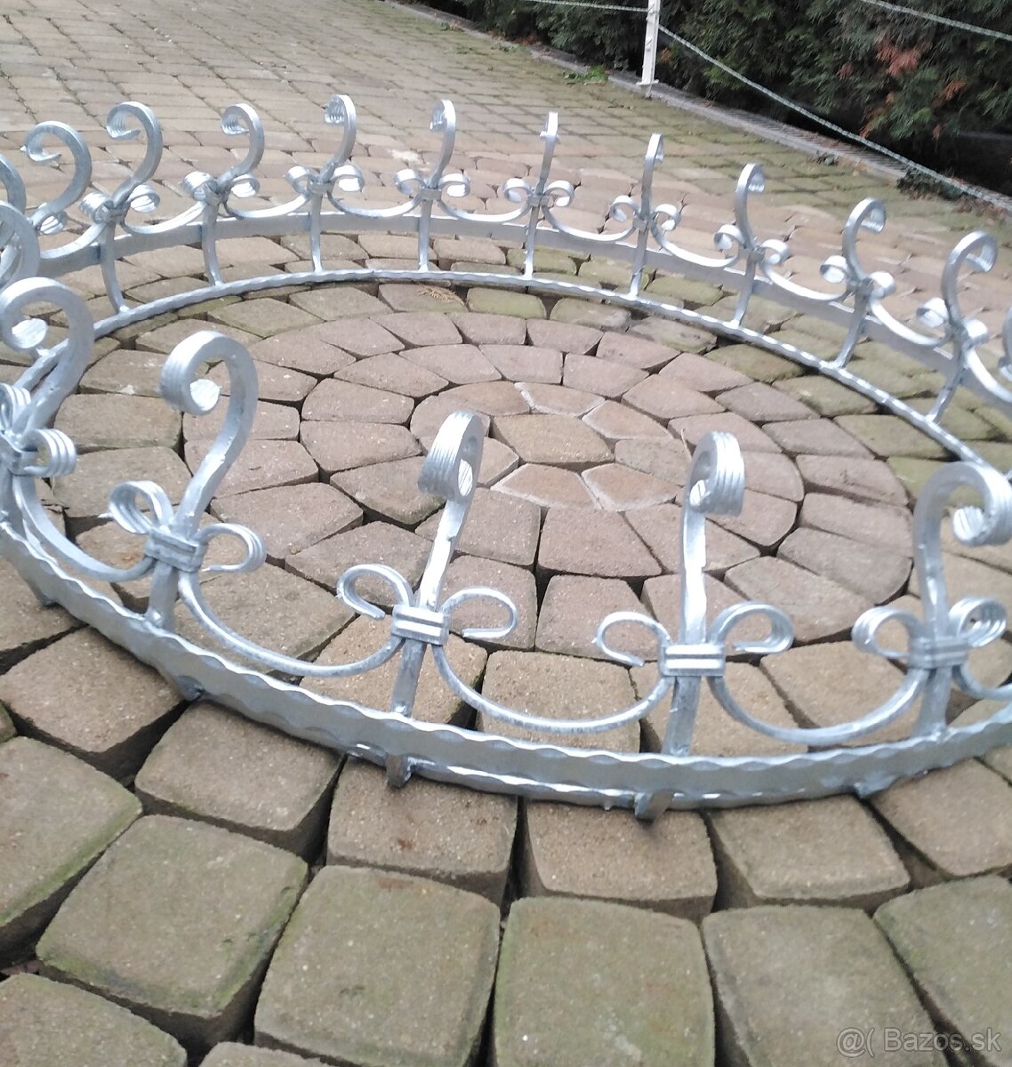 Okrasný poklop na studňu - 10