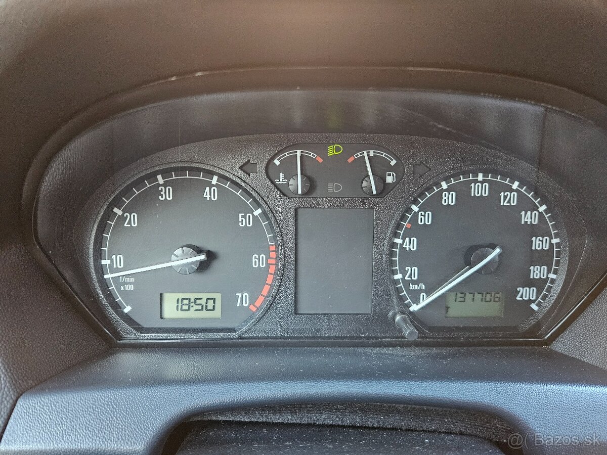 Škoda Fabia 1.2 HTP - 10