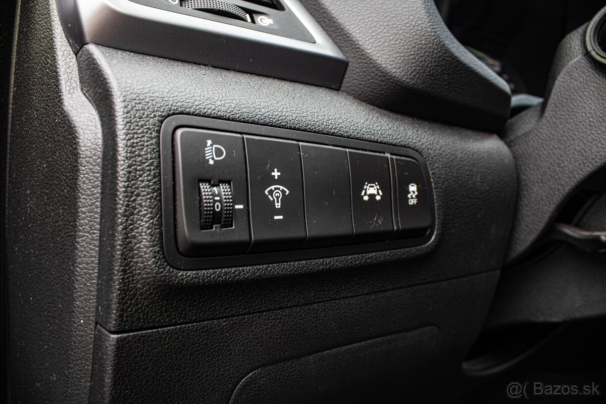 Hyundai Tucson 1.7 CRDi Style M6 - 10