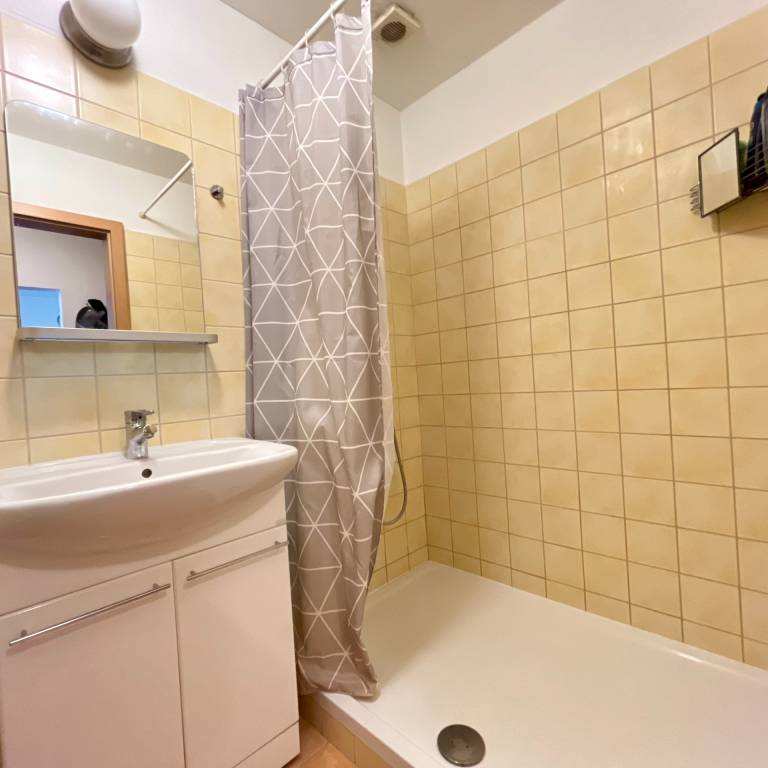 1-izbový byt — Nové Mesto, Bratislava - 10