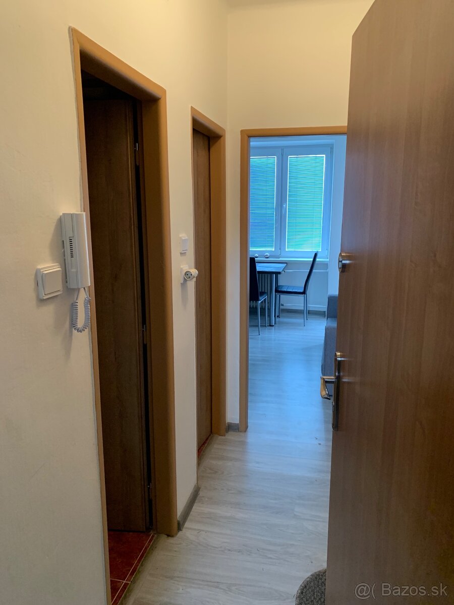 1-izbový byt (44 m²) s balkónom – Erenburgova ulica, Lučenec - 10