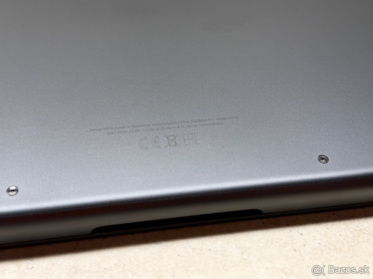 Apple MacBook Pro 14", M4 16GB, 512GB - 10