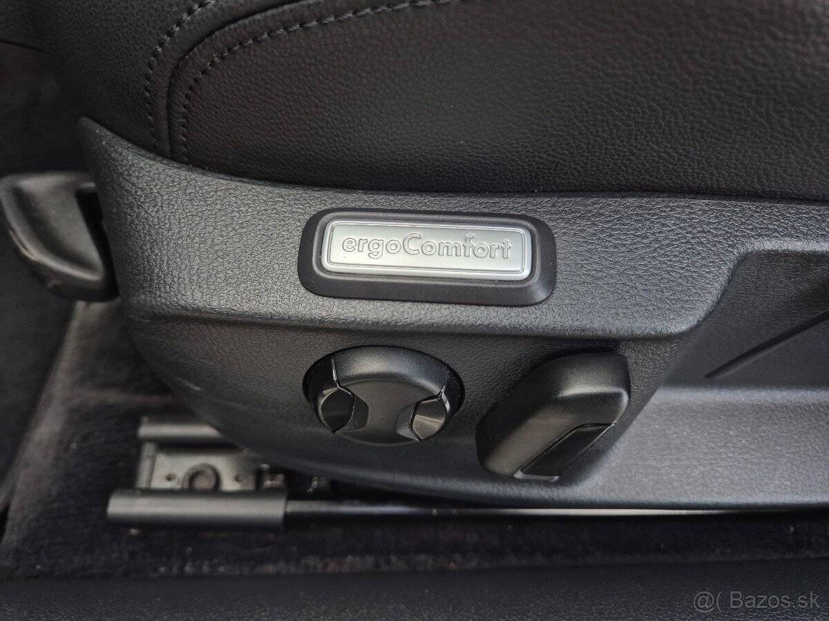 Wolkswagen Passat 2.0Tdi 140kW B8 R-line 4Motion ACC Webasto - 10
