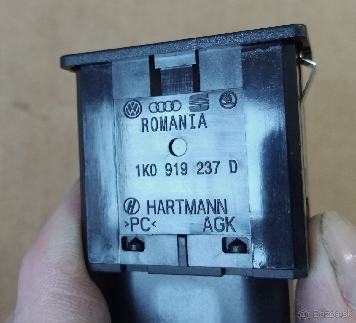 spínače, vypínače Octavia 2 - 10