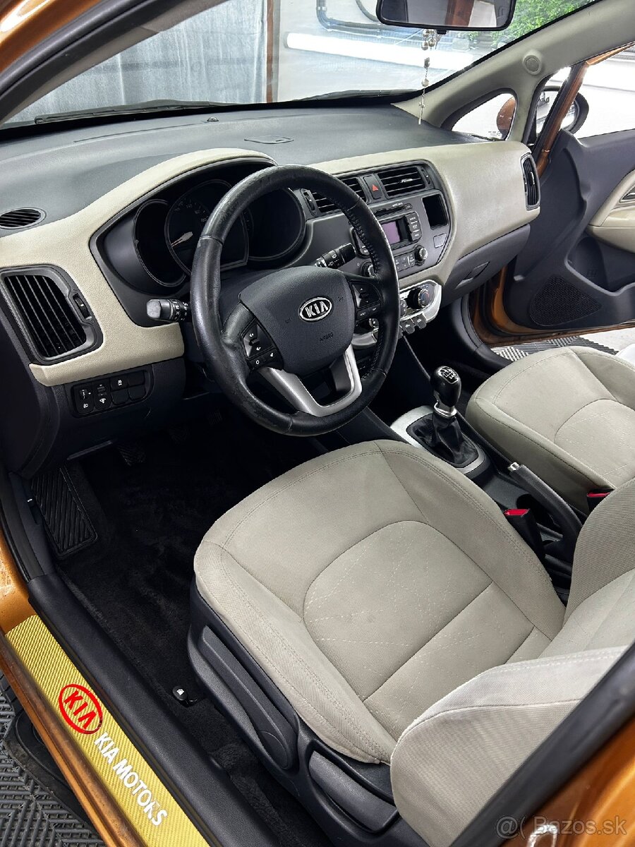 KIA RIO 1.4 benzin,rok 2012,80kw-109koni,186000km,kup.v SR - 10