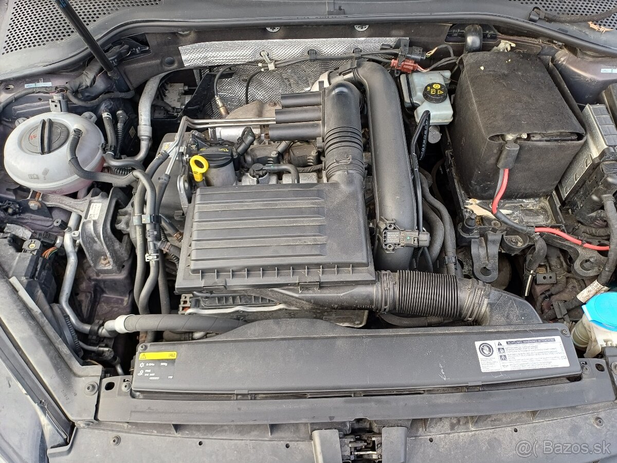 Vw golf 7 1.4 tsi 90 kw 2013 Highline - 10