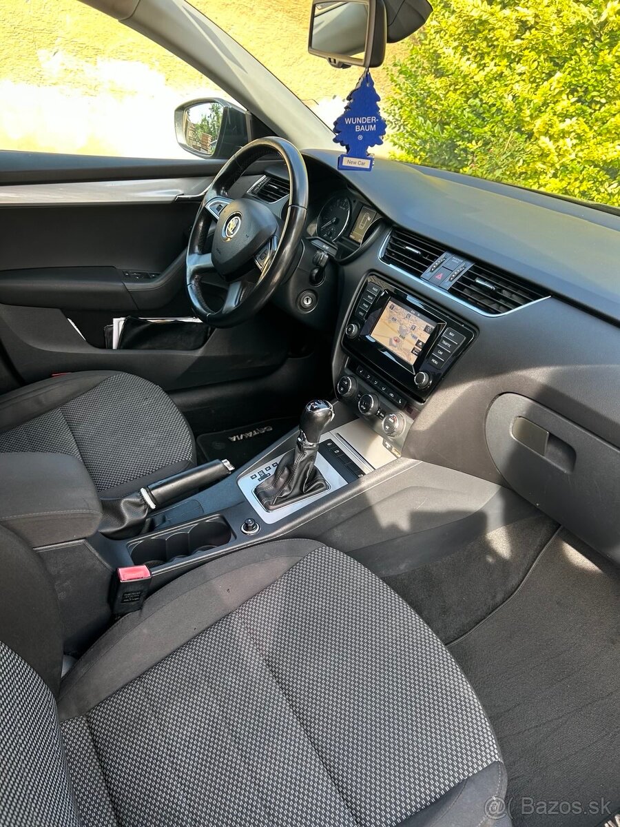 Škoda Octavia Kombi 1.8TSI 4x4 DSG - 10