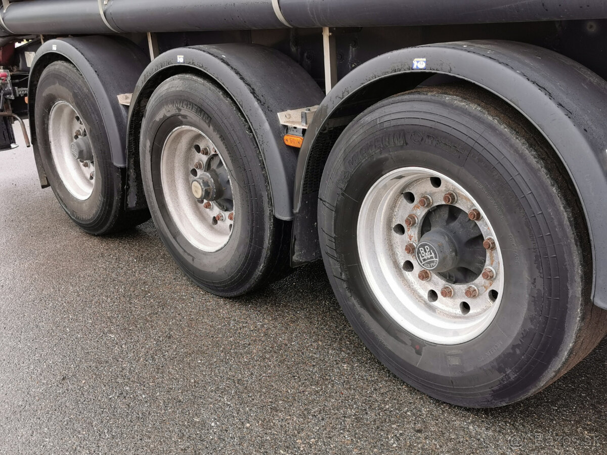 Prodám cisternový návěs FELDBINDER KIP 63m3 silo - 10