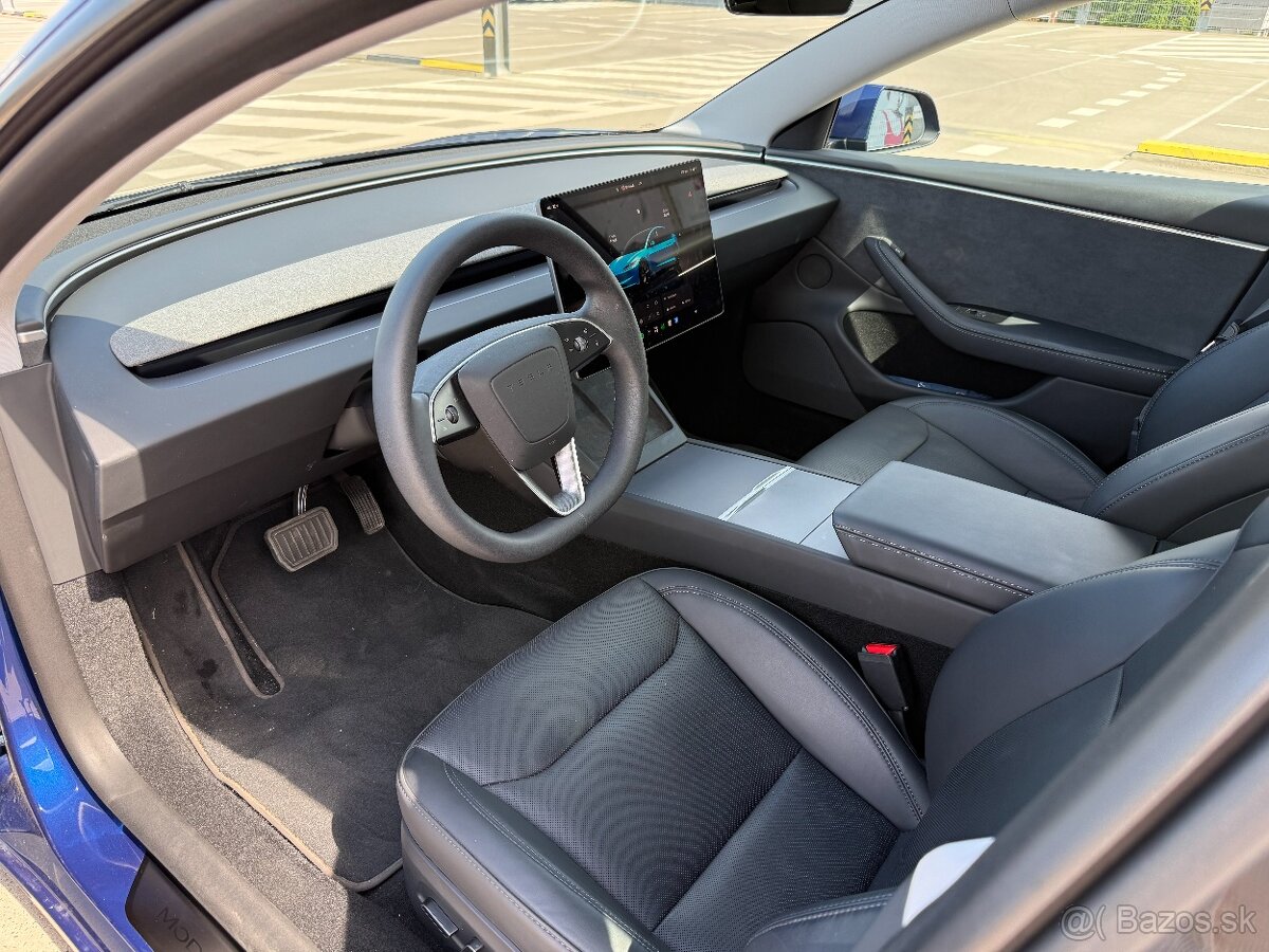 Tesla Model 3 Long Range AWD - 10