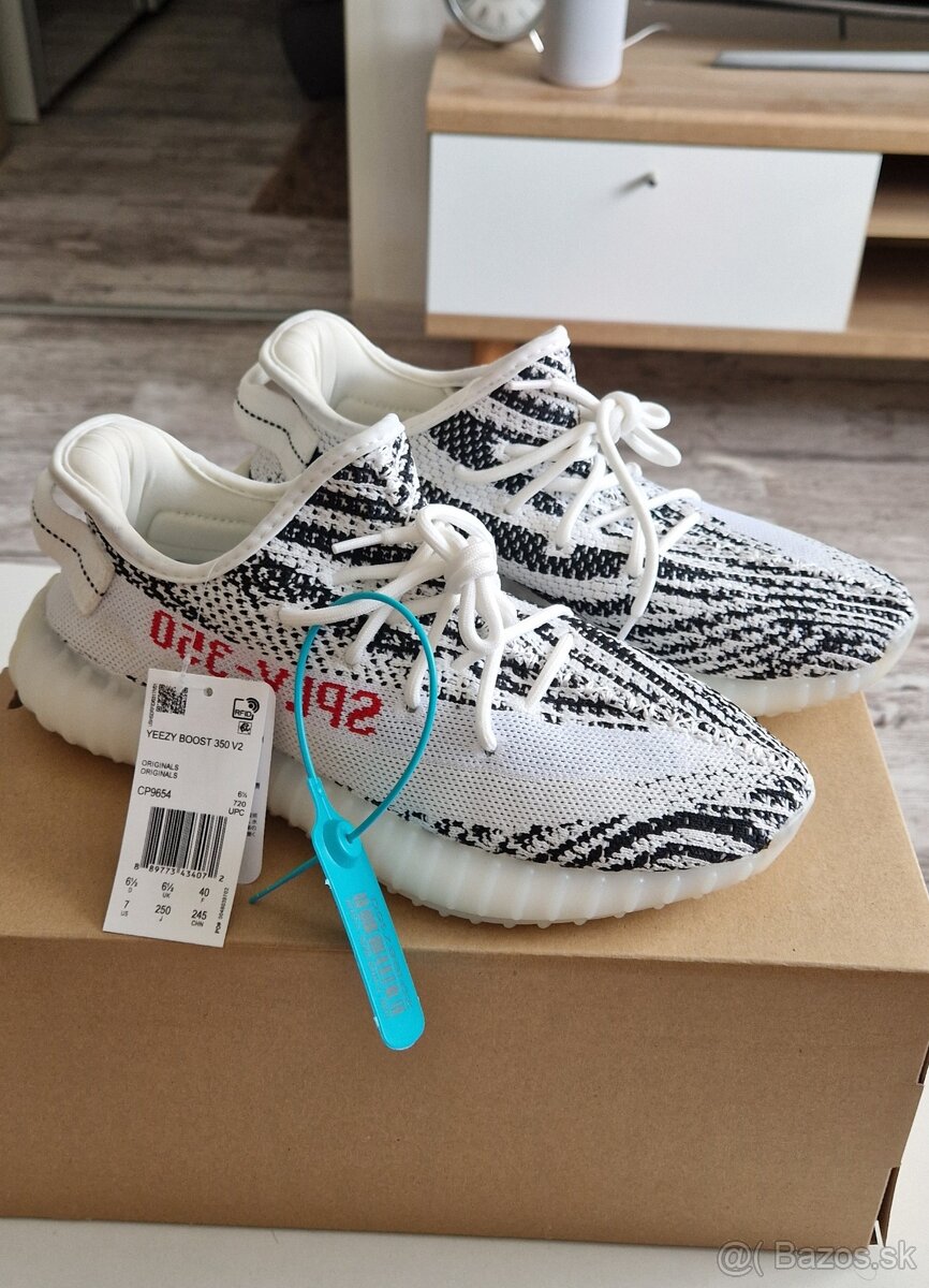 Yeezy Boost 350 - 10