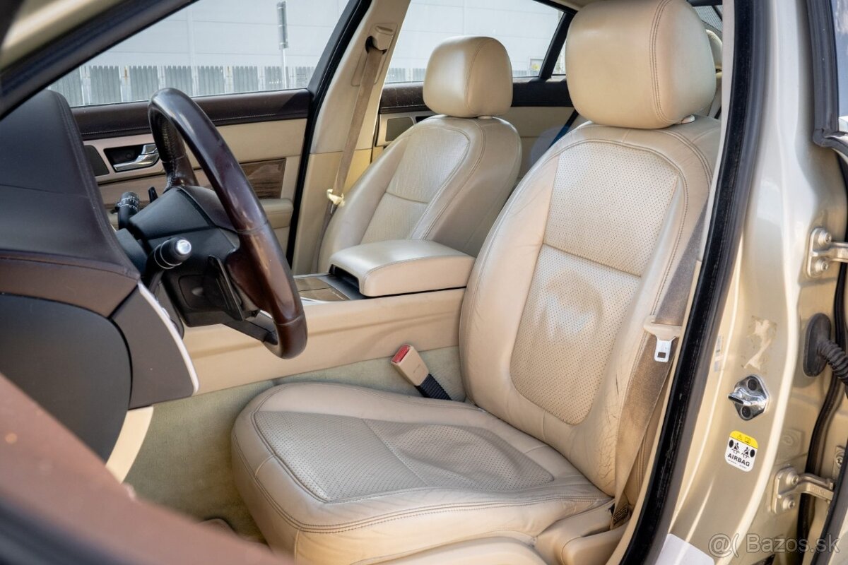 Jaguar XF 3.0 V6 + LPG - 10