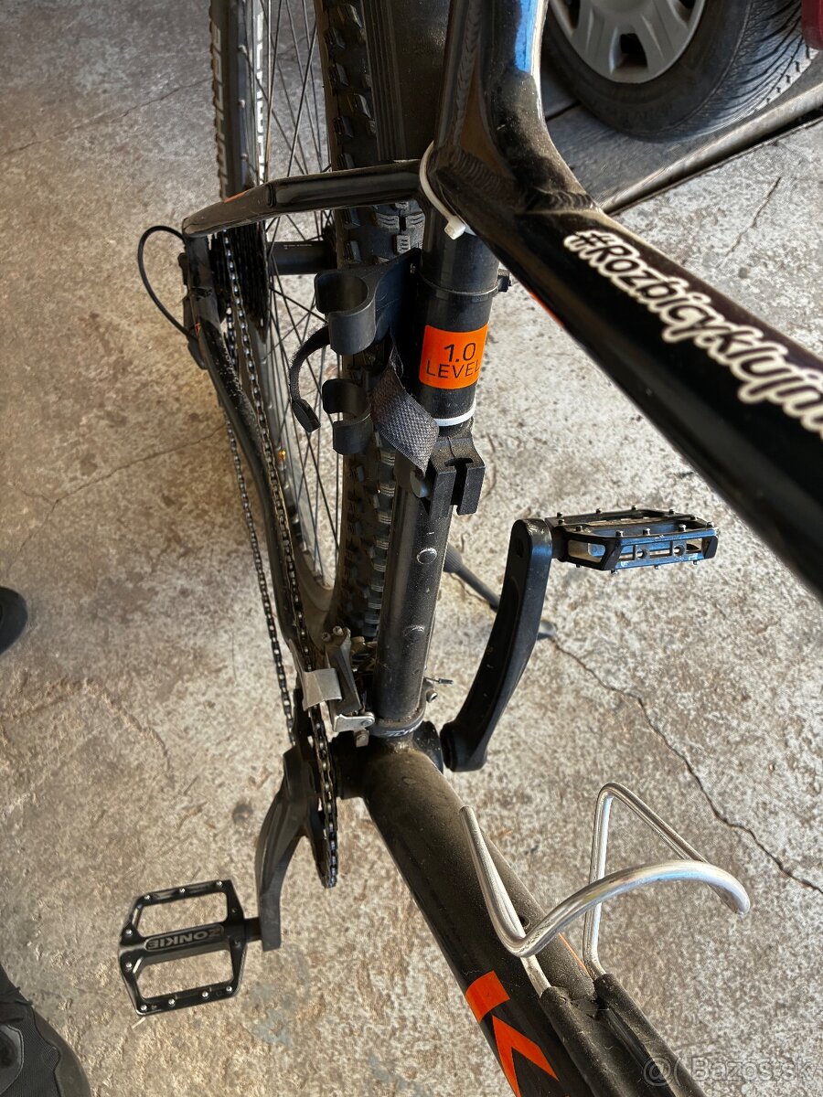 Horský bicykel Cross Level 1.0 - 10
