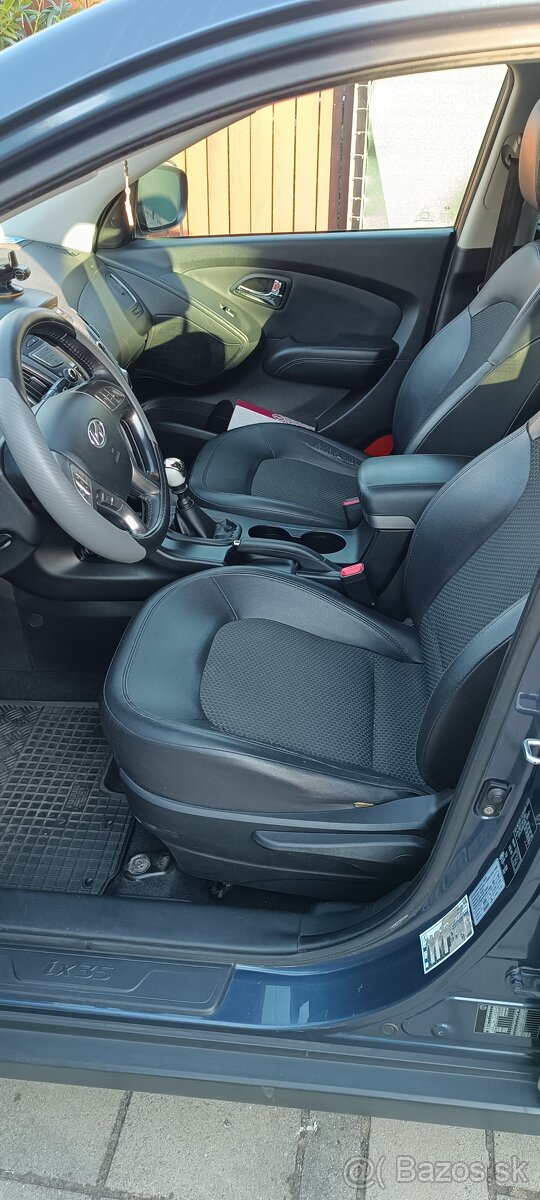 Hyundai ix35 - 10