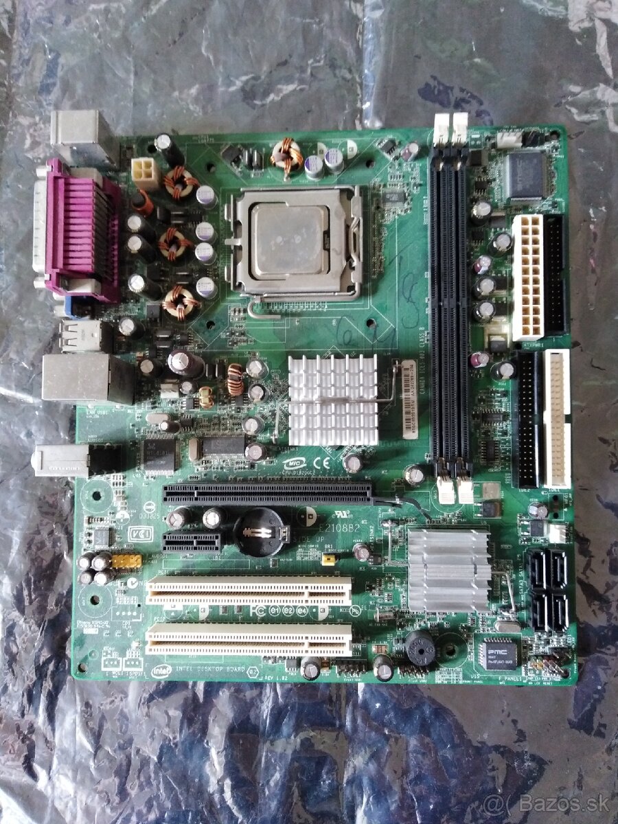 Dosky na Windows XP, chipset 945 aj s procesorom - 10