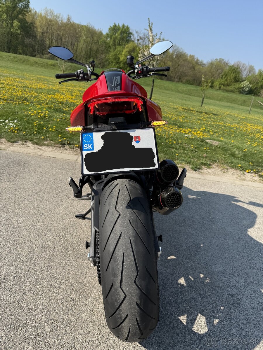 Ducati Monster+ 937 - 10