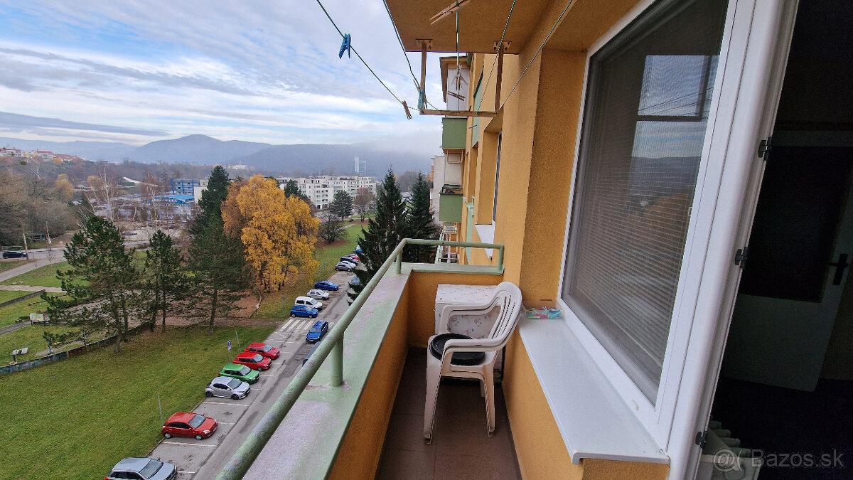 Prenajmem zariadeny 1i byt v BB - 10