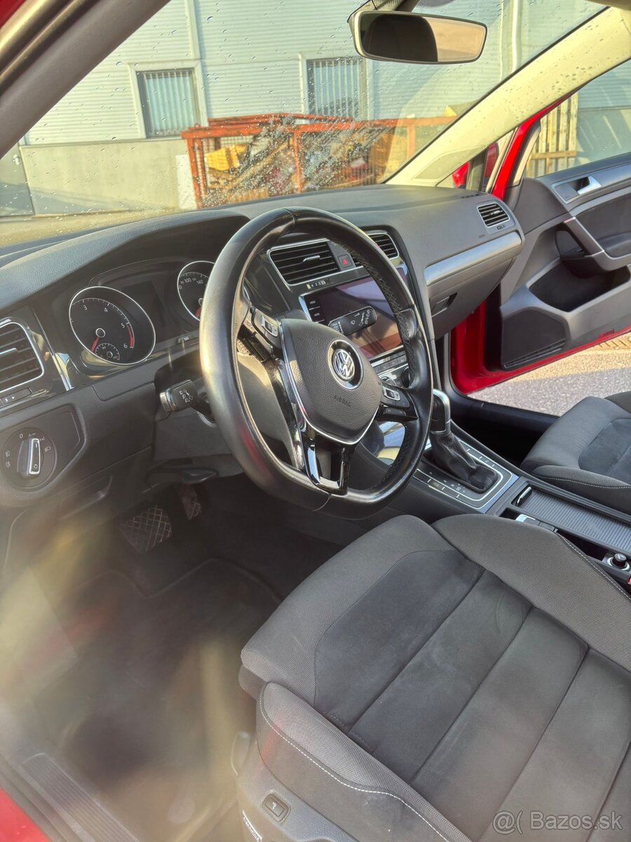 VW Golf 7 Variant 1.6 TDI 2019 DSG 85 kw - 10