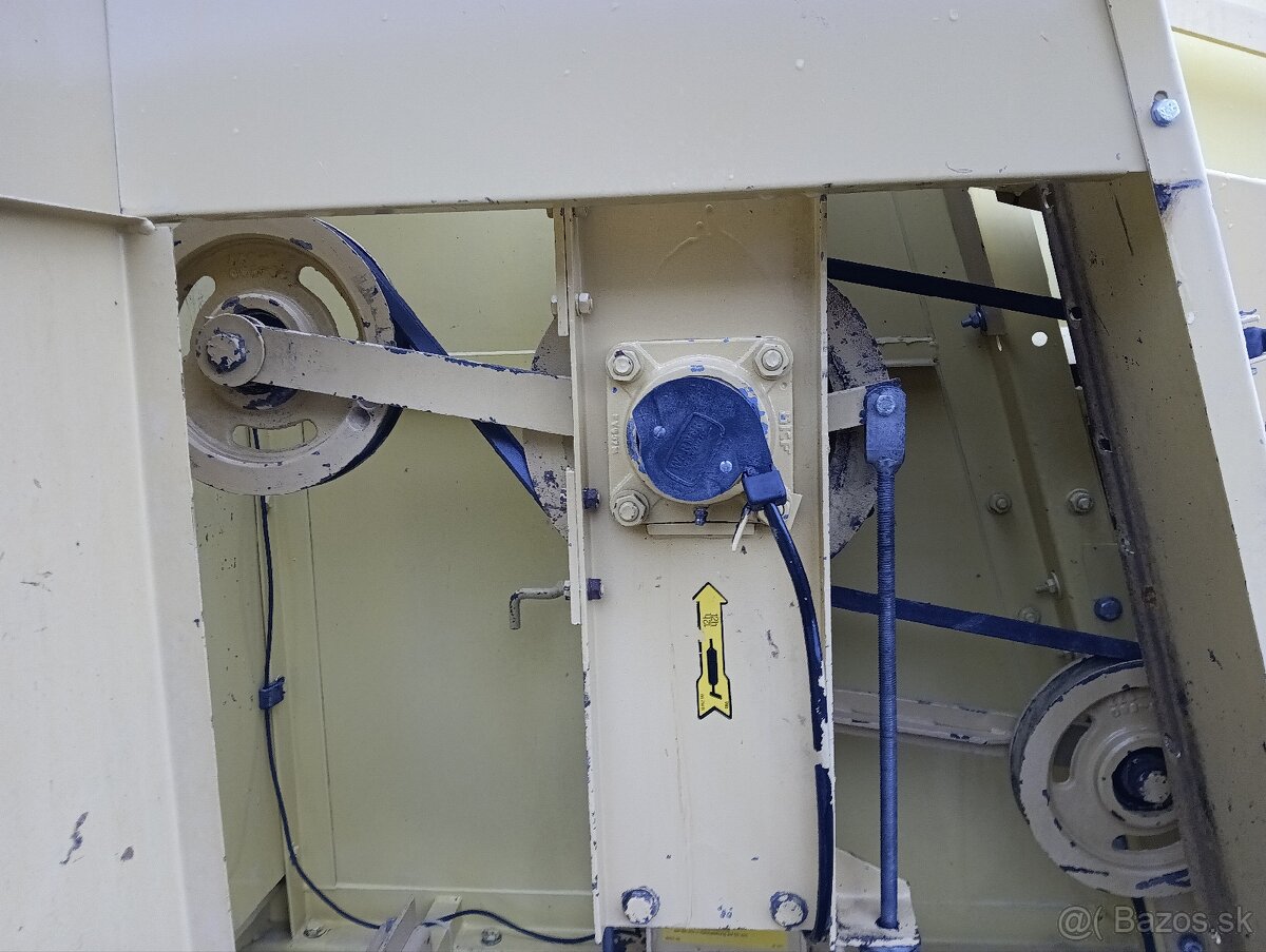 New Holland kombajn - 10