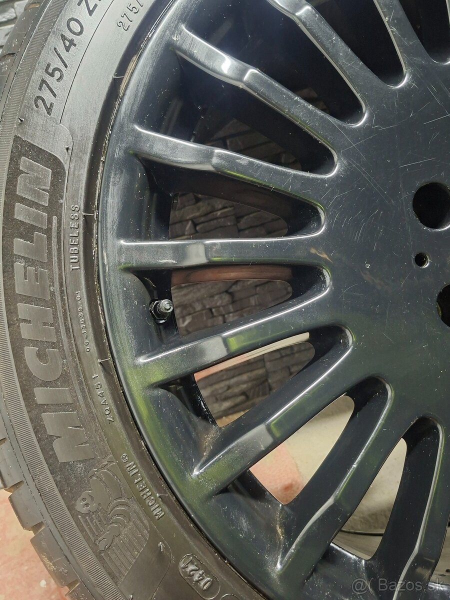 Mercedes R19 Original - 10