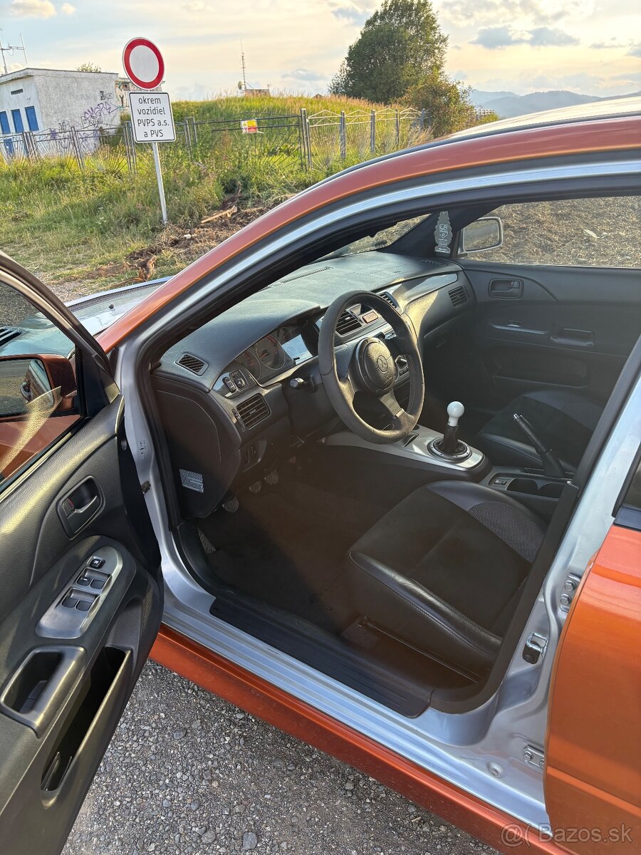 Mitsubishi Lancer Evo 8 - 10