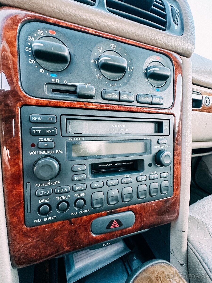 Volvo C70 T5 176kW - 10