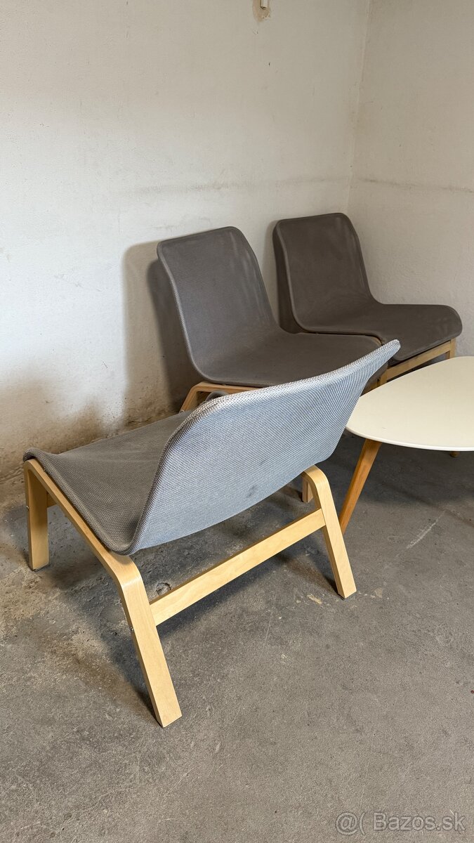 Nadčasové minimalistické kreslá - 10