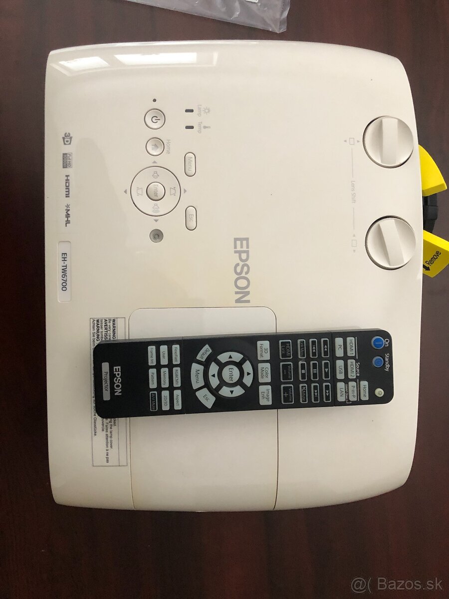 Ponukam na predaj Epson-EH-TW6700 - 10