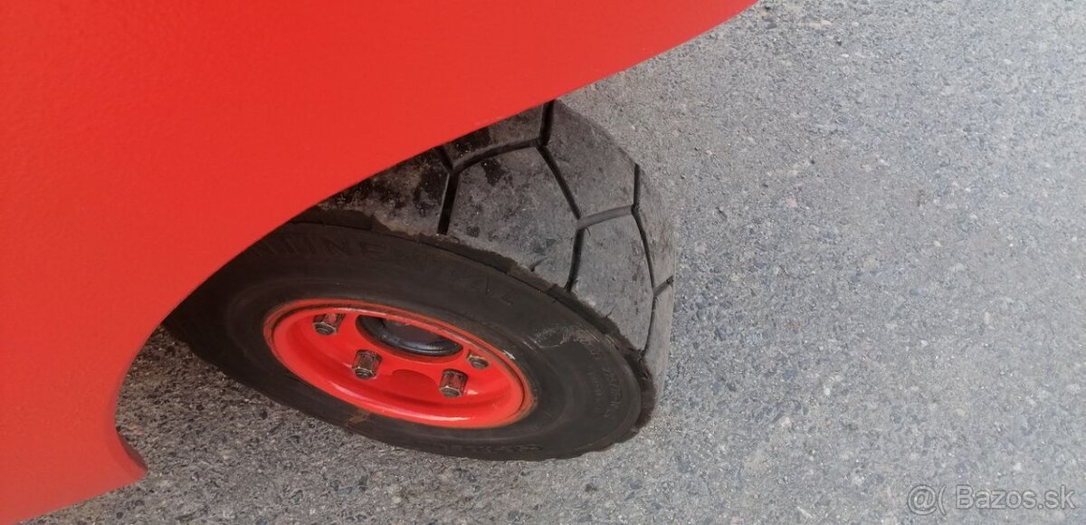 LINDE H35T-02 boční posuv SLEVA - 10