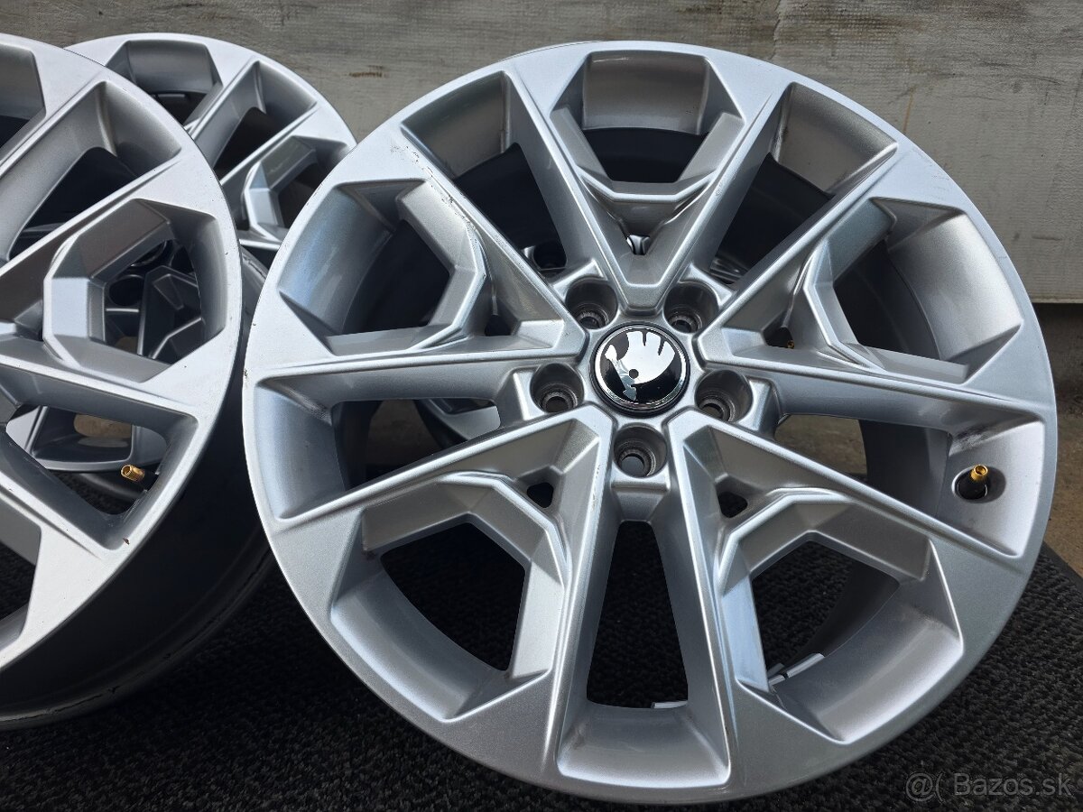 5X112 R18 AUDI 8,0J ET45 - 10