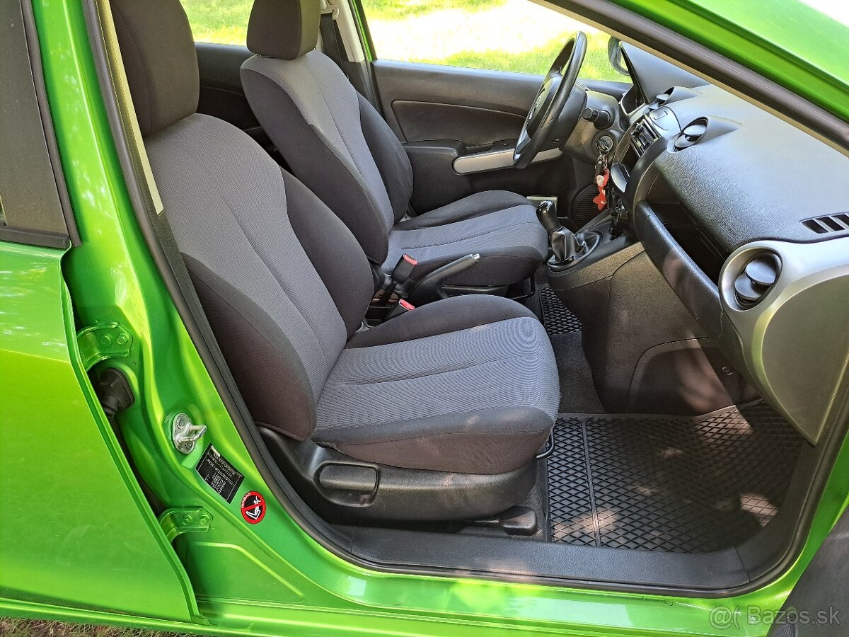 Mazda 2 1.3i 55kw,r.v.2010,po STK - 10