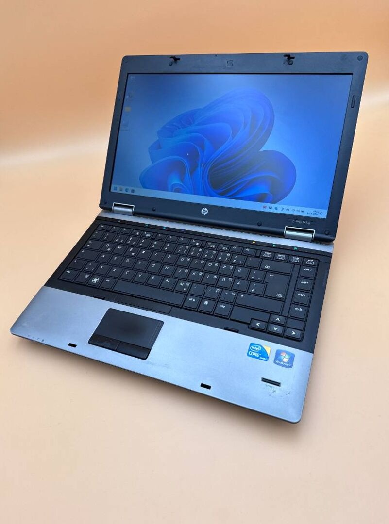 Notebook 14" HP.Intel i5-M520 2x2,40GHz.8gb ram.240gb SSD - 10